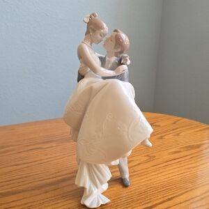 Llardo "The Happiest Day" Bride And Groom Porcelain Figurine